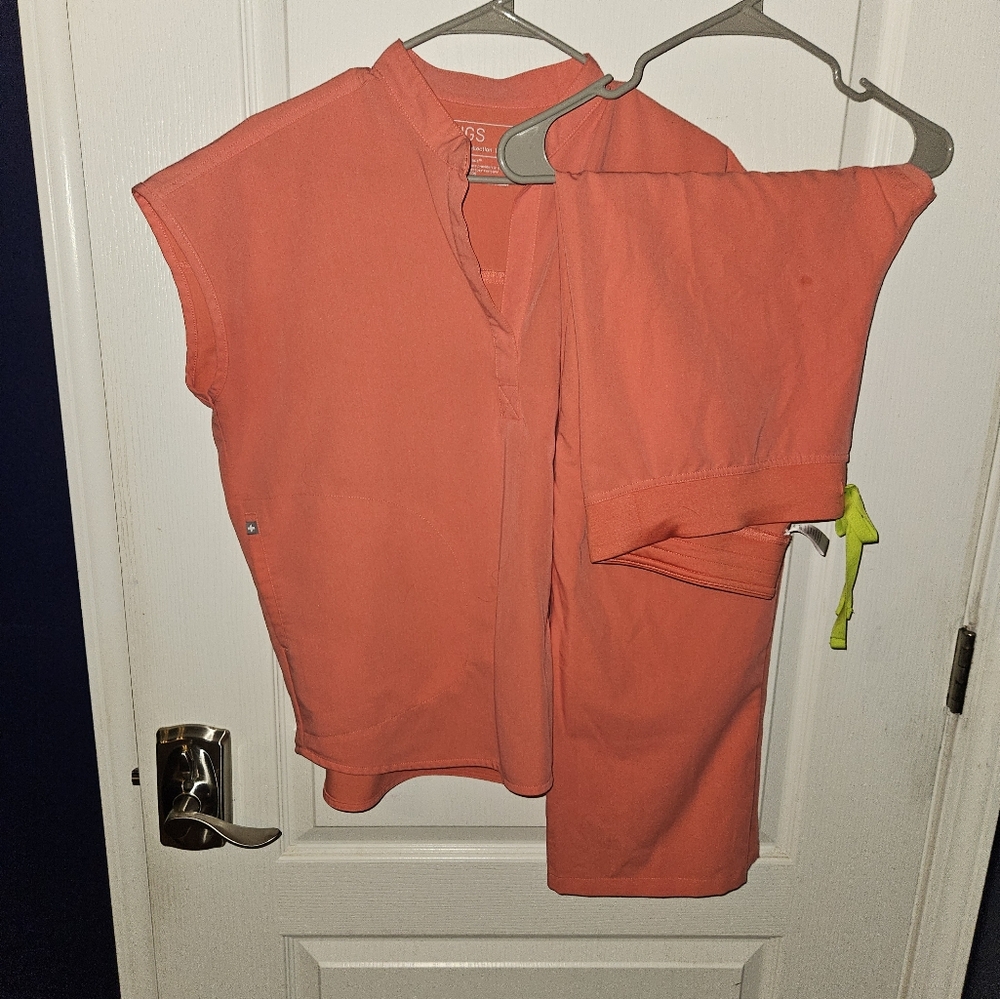 Figs Limited Edition Coral SET